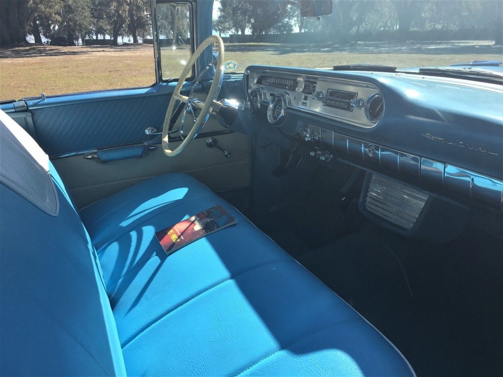 GREAT 1957 Pontiac Star Chief 4 Door Hardtop