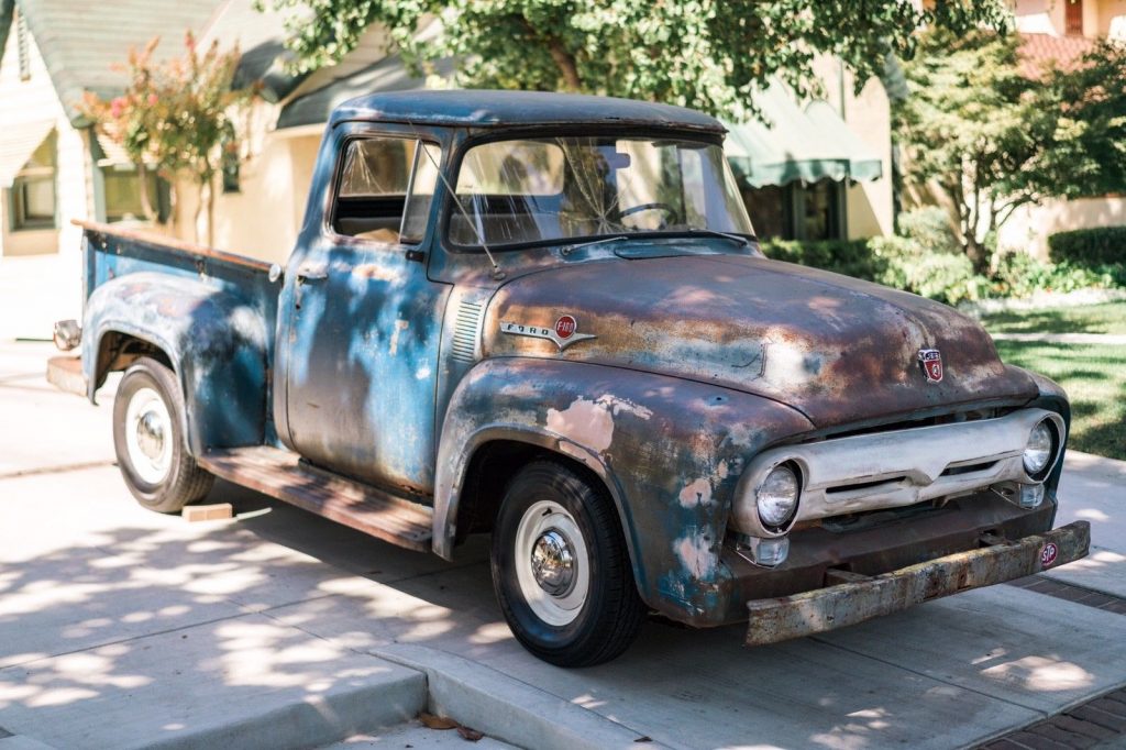 1956 Ford F 100 – RUNS STRONG