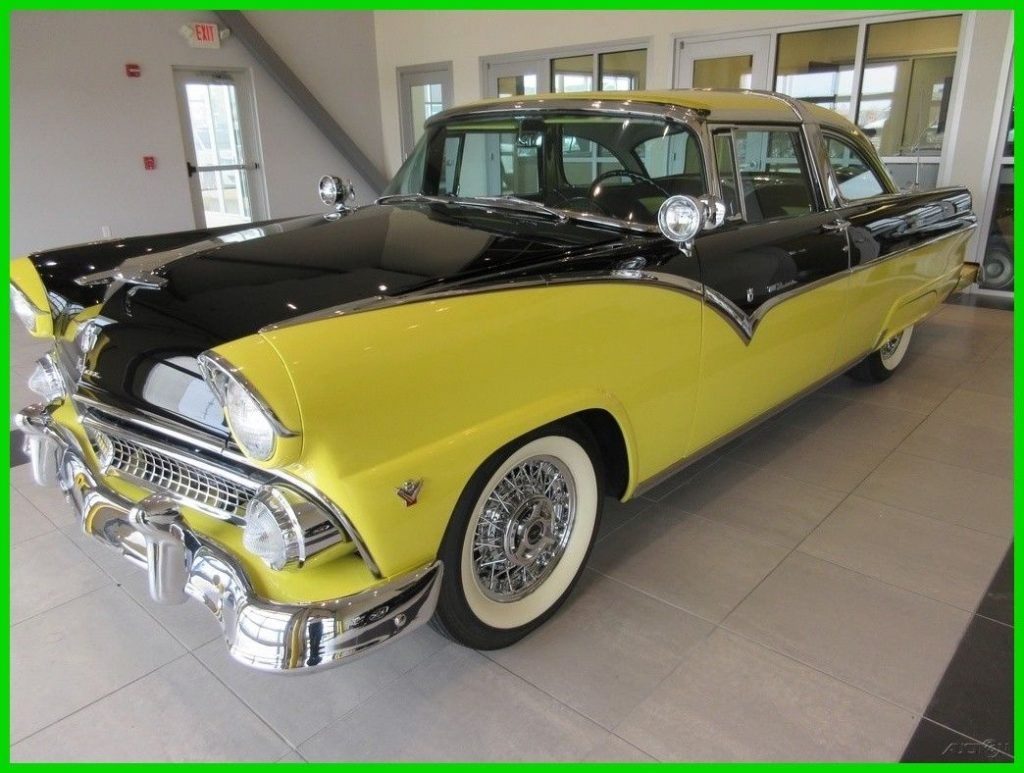 STUNNING 1955 Ford Crown Victoria Crown VIC