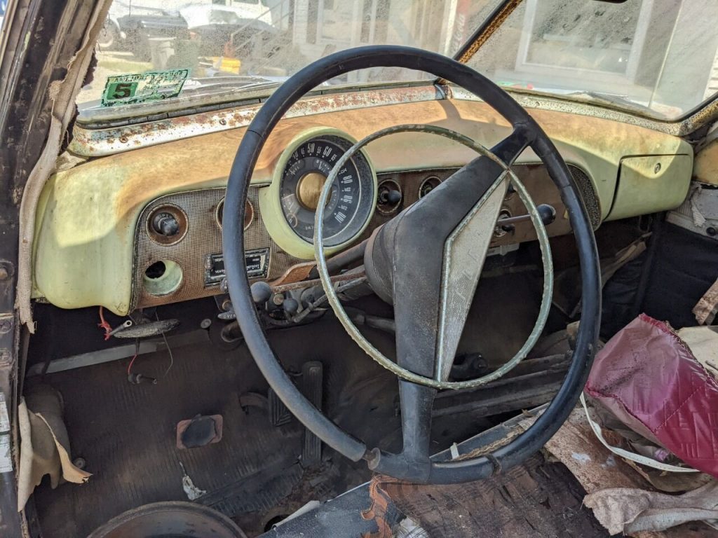 1951 Ford Crestline 2-Door