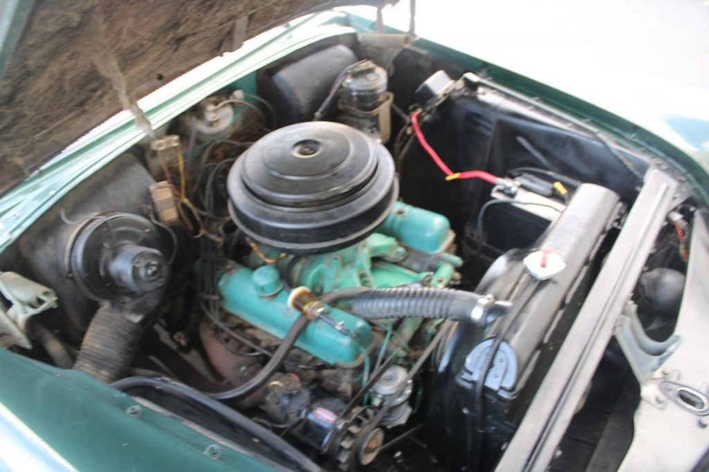 1956 Buick Special V8 Manual Sedan Green/white