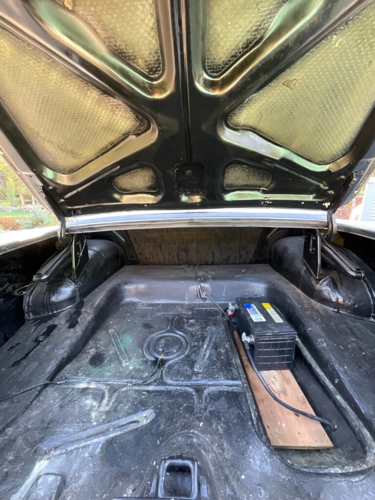 1958 Ford Custom 2-Door, Canadian Made, V8, 4-Speed Manual, Solid Body, rare
